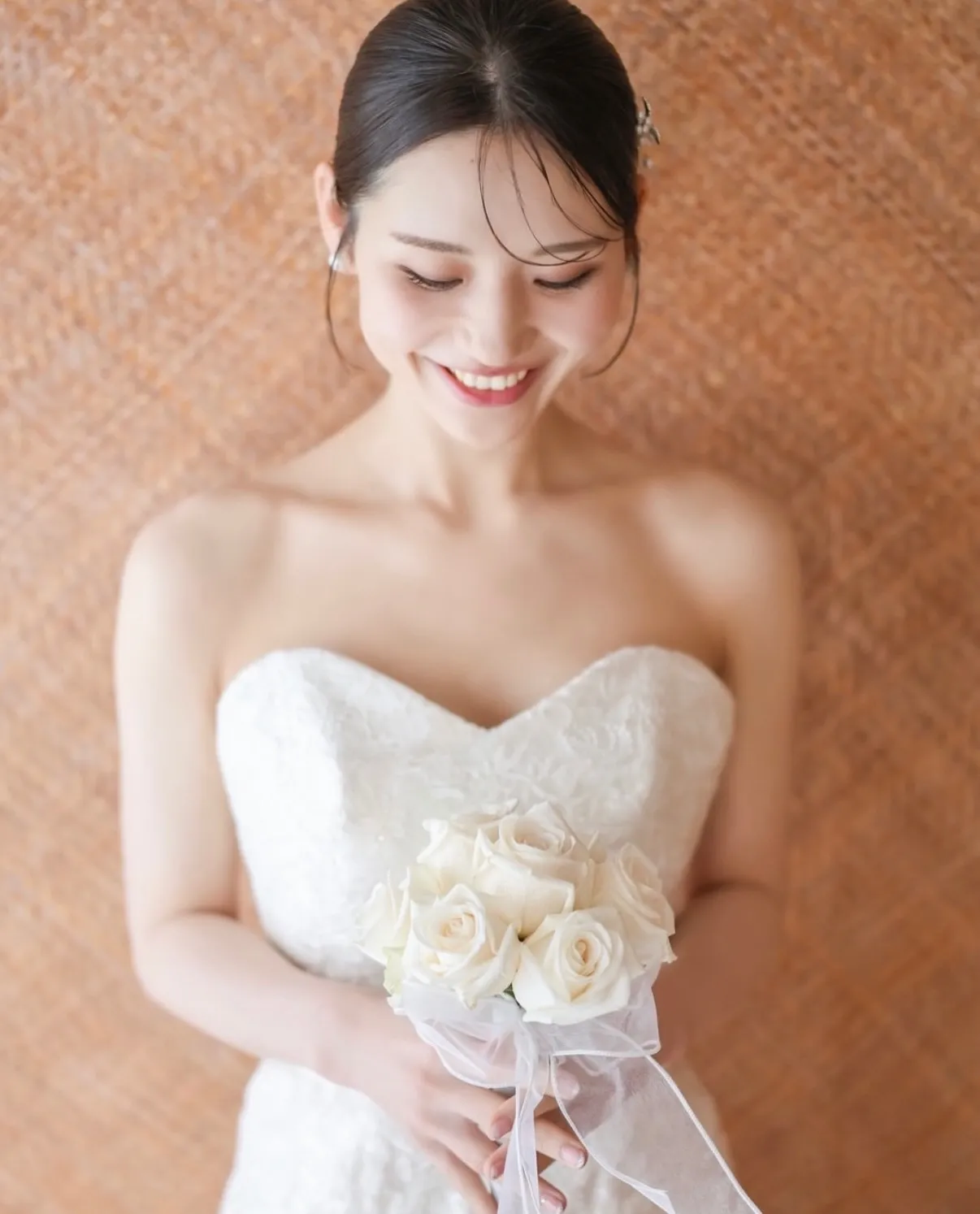 ウェディングドレスを1番綺麗に着こなす秘訣一生に一度の特別な...